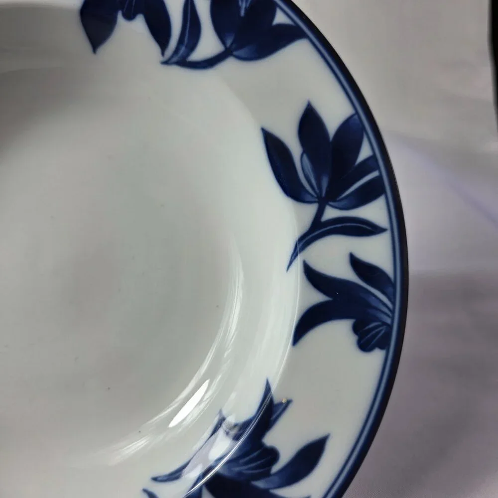 ONE Pier 1 Ming Rim Soup Bowl White with Blue Leaves and Flowers